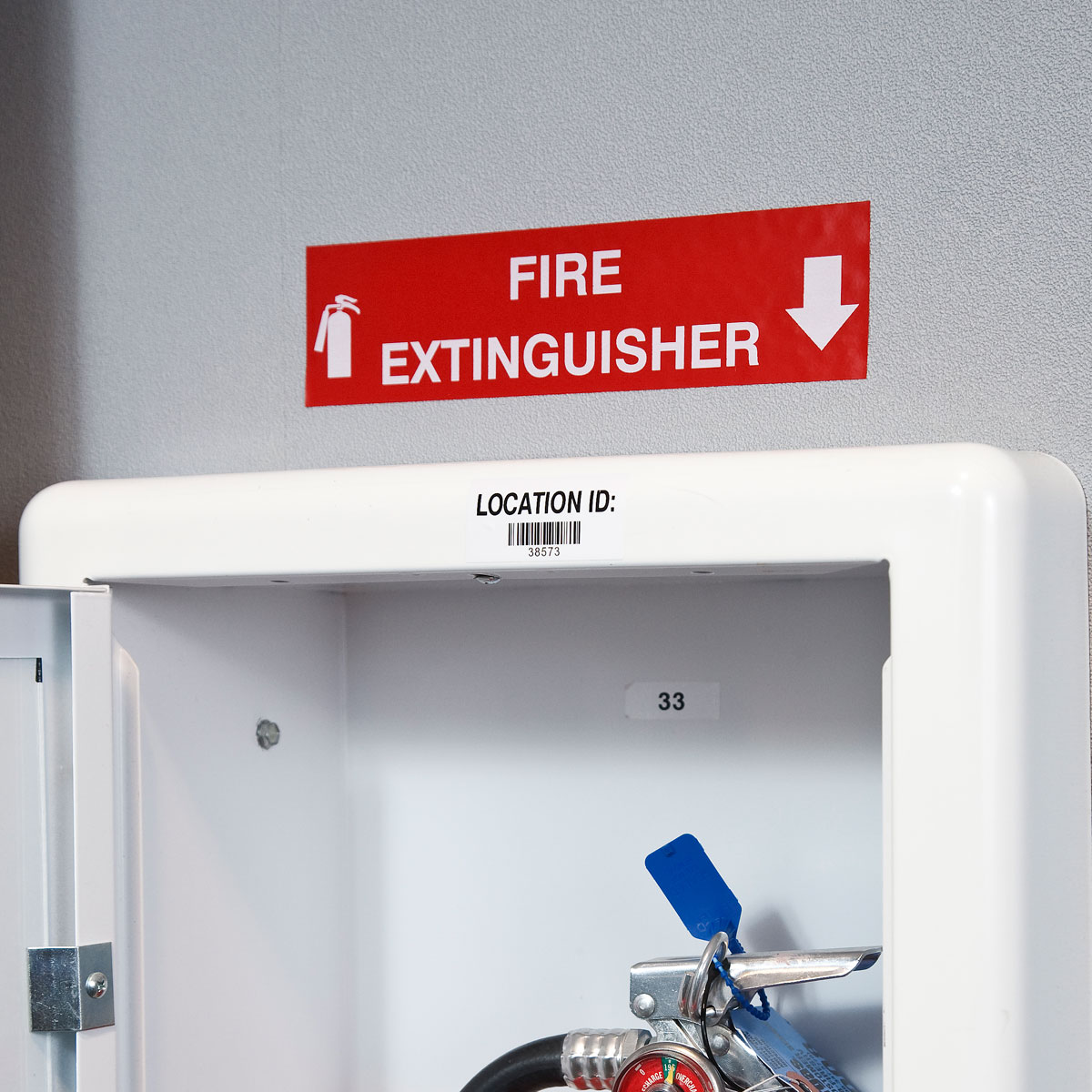 B30 Series R4400 Printer Ribbon, White