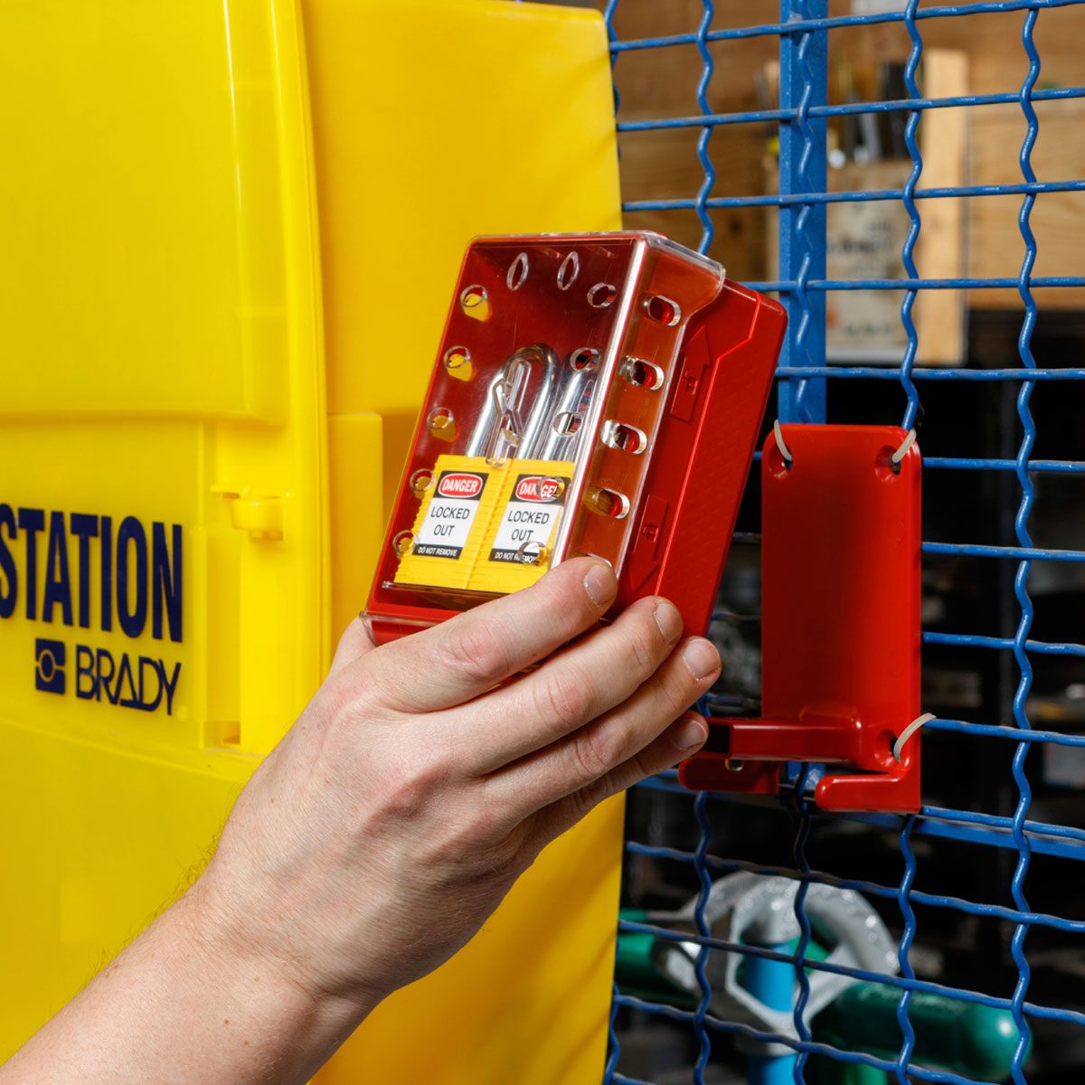 Ultra Compact Lock Box with Keyed-Different Locks 4 Ultra Compact Lock Box with Keyed-Different Locks